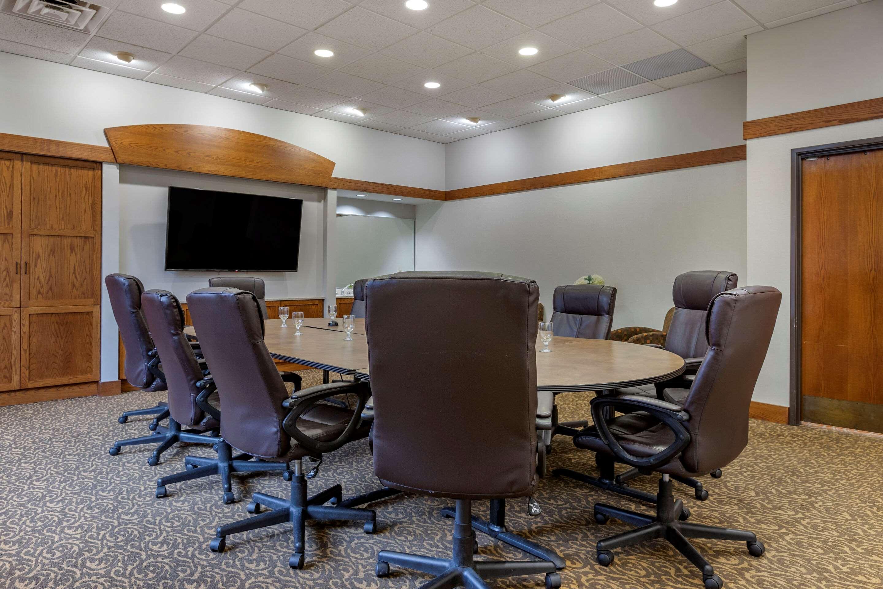Comfort Inn Okemos - East Lansing מראה חיצוני תמונה