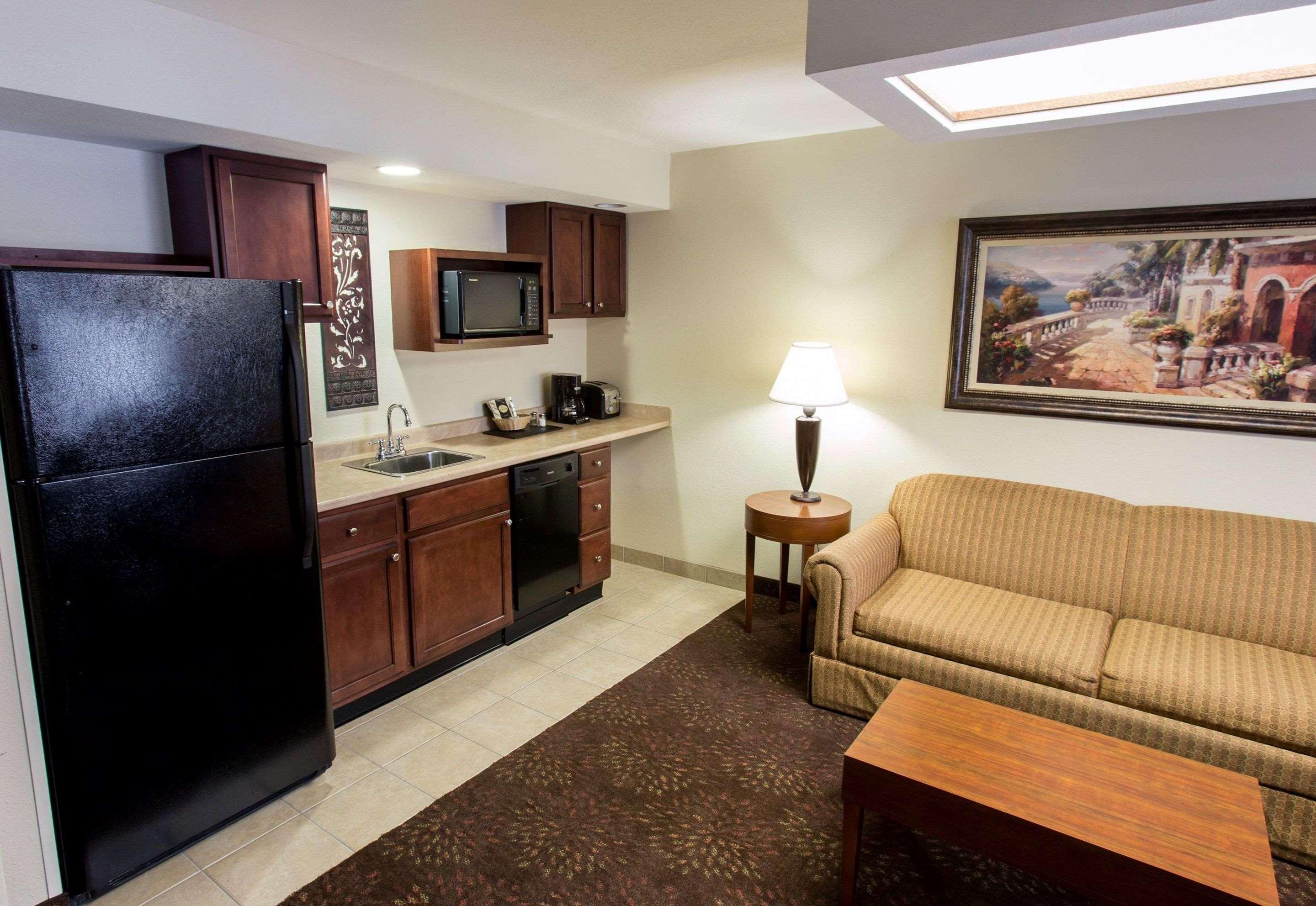 Comfort Inn Okemos - East Lansing מראה חיצוני תמונה