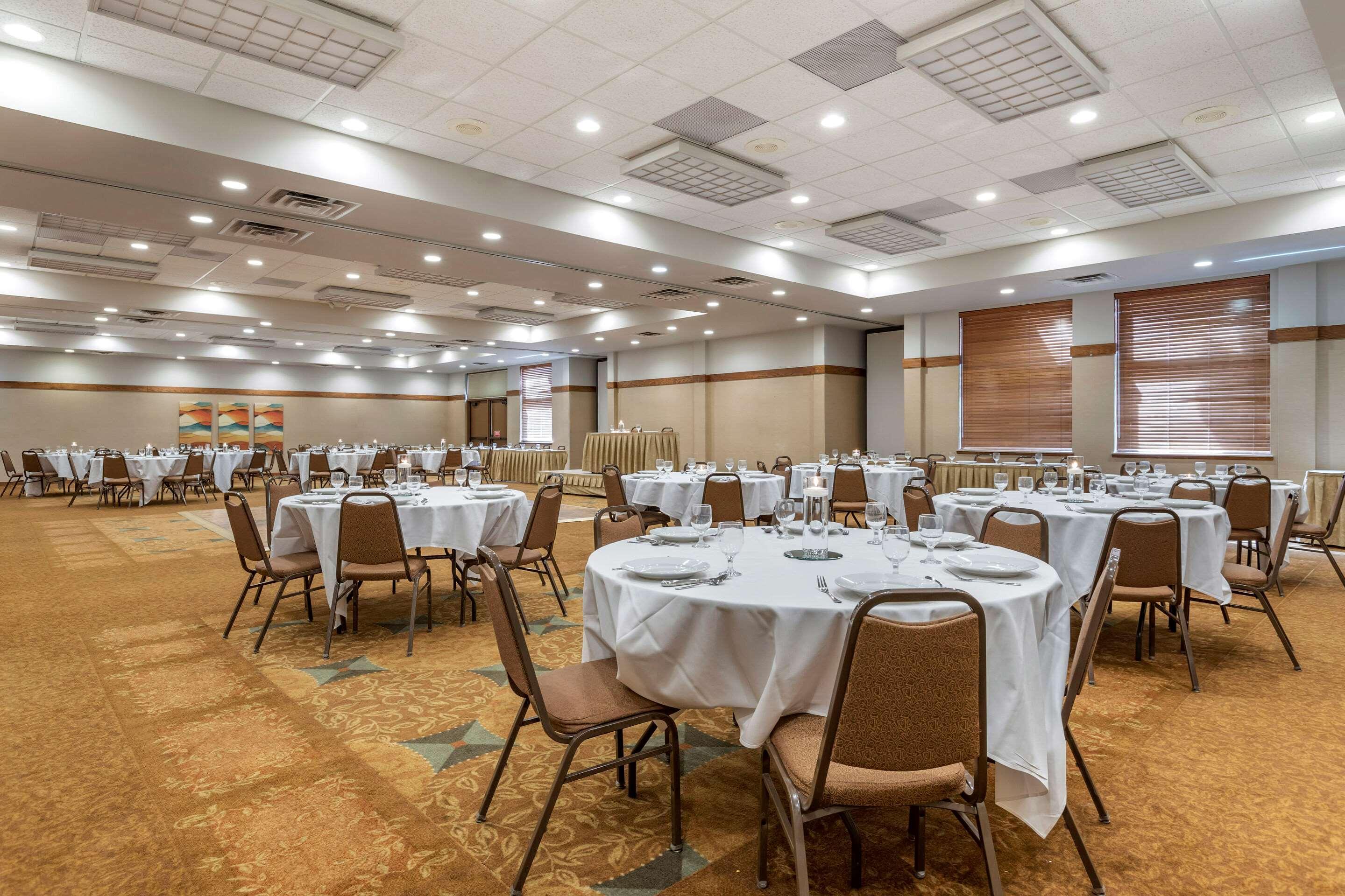 Comfort Inn Okemos - East Lansing מראה חיצוני תמונה